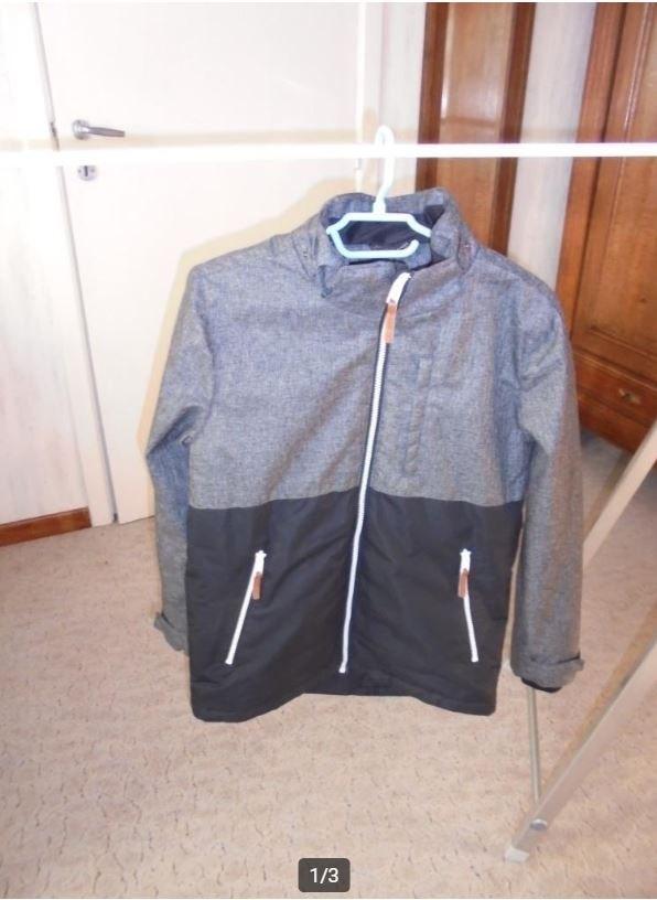 1 PARKA à capuche H & M. gris " garçon"T.12/14 ANS - NEUF, Kinderen en Baby's, Kinderkleding | Maat 158, Ophalen, Trui of Vest