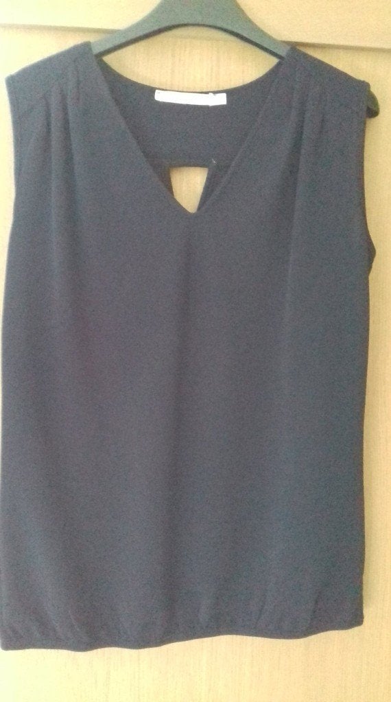 Nieuw topje Lola en liza, Kleding | Dames, Maat 38/40 (M), Nieuw, Ophalen of Verzenden, Korte mouw