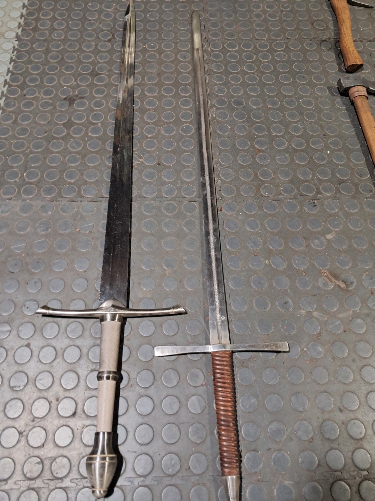 Zwaarden en messen, Verzamelen, Militaria | Algemeen, Ophalen