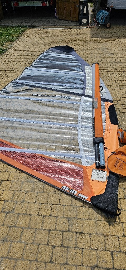 2 surfzeilen race plus 2 masten, Watersport en Boten, Windsurfen, Ophalen, Gebruikt, 5 tot 6.5 m², Neilpryde
