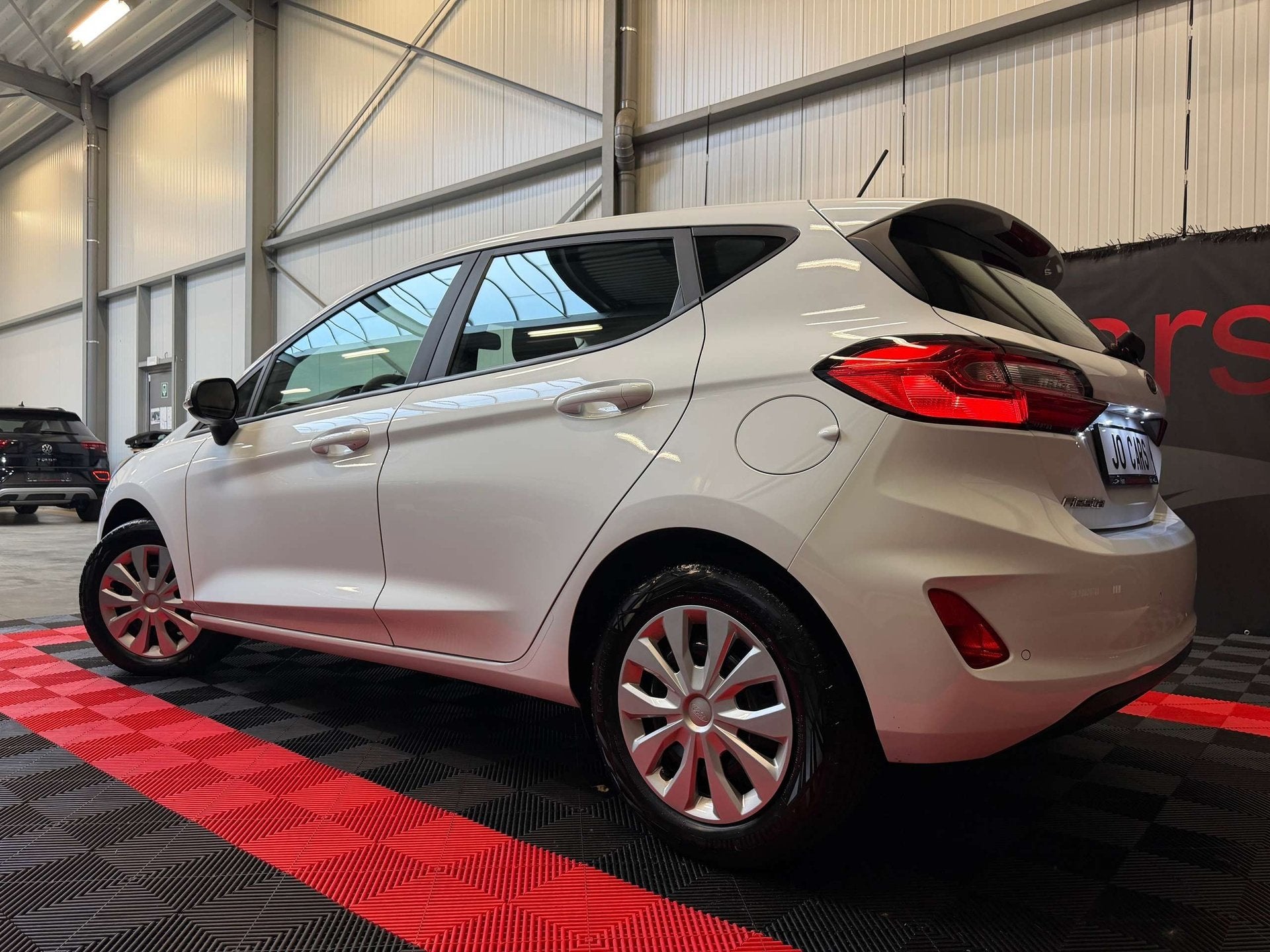 Ford Fiesta 1.0 EcoBoost/Led/Cc/Pdc/Zv/STV/Carplay/2023!, Dealer onderhouden, Stof, Wit, Bedrijf