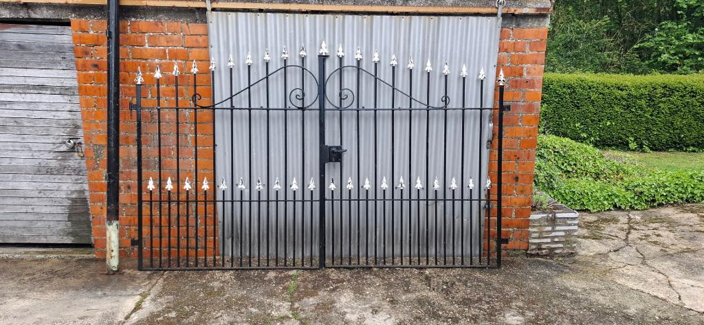 Rustieke Poort smeedwerk, Tuin en Terras, Tuinhekken en Hekwerk, Ophalen, Gebruikt, IJzer, Spijlenhekwerk