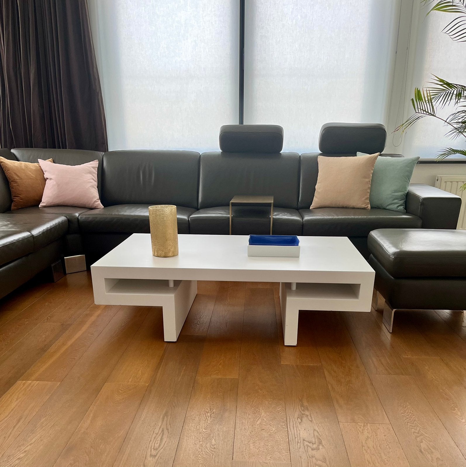 Table basse très robuste fabriquée sur mesure, Maison & Meubles, 100 à 150 cm, Comme neuf, Enlèvement, 50 à 100 cm