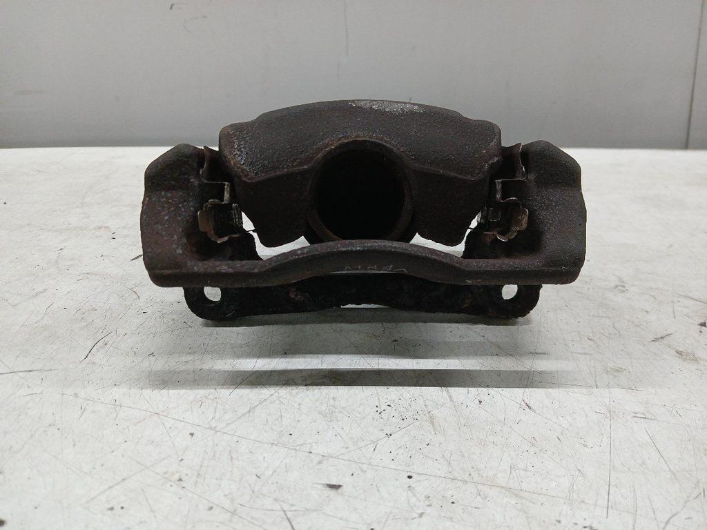 Remklauw links voor Suzuki Swift, Onderdelen@venauto.nl, Van der Ven Autorecycling B.V., Ettenseweg 76, 4706 PB Roosendaal, The Netherlands