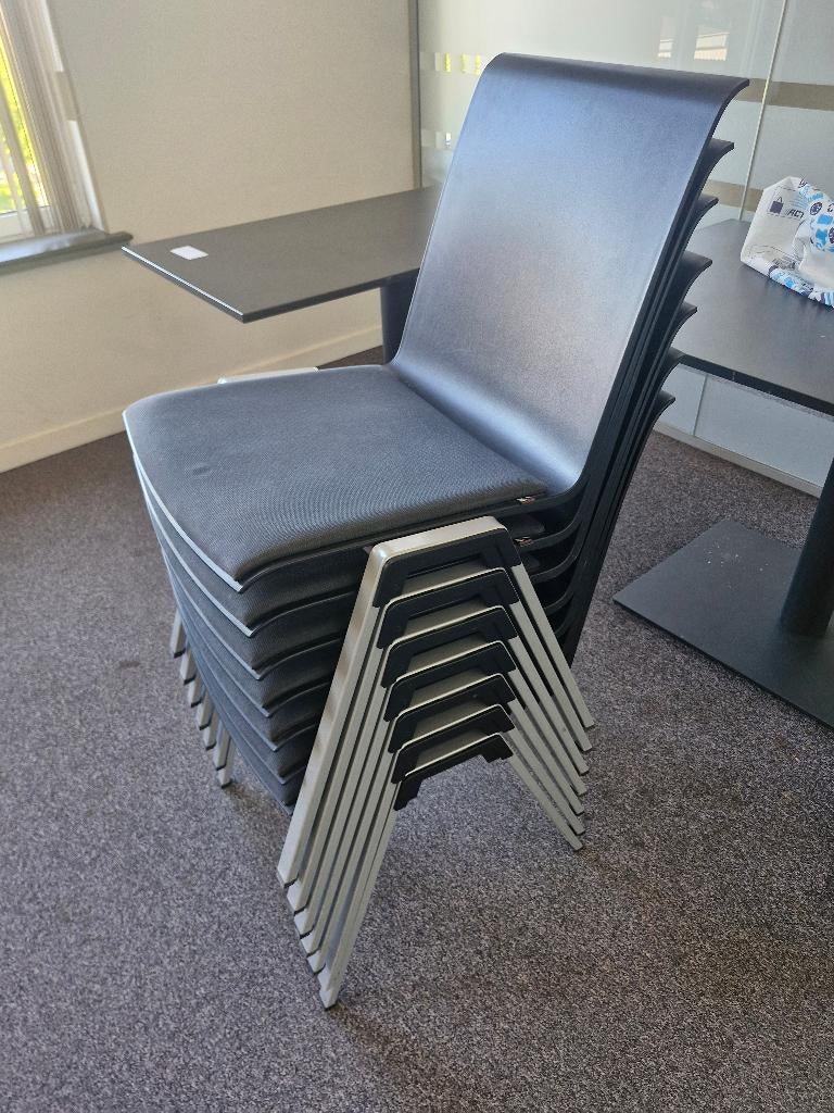 8 x stoelen - König Neurath - Superprijs!, Huis en Inrichting, Stoelen, Ophalen, Stof, Zwart, Zo goed als nieuw