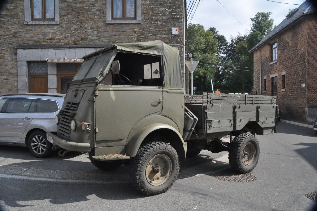Renault R2087, 4 cilinders, Handgeschakeld, Vierwielaandrijving, Particulier