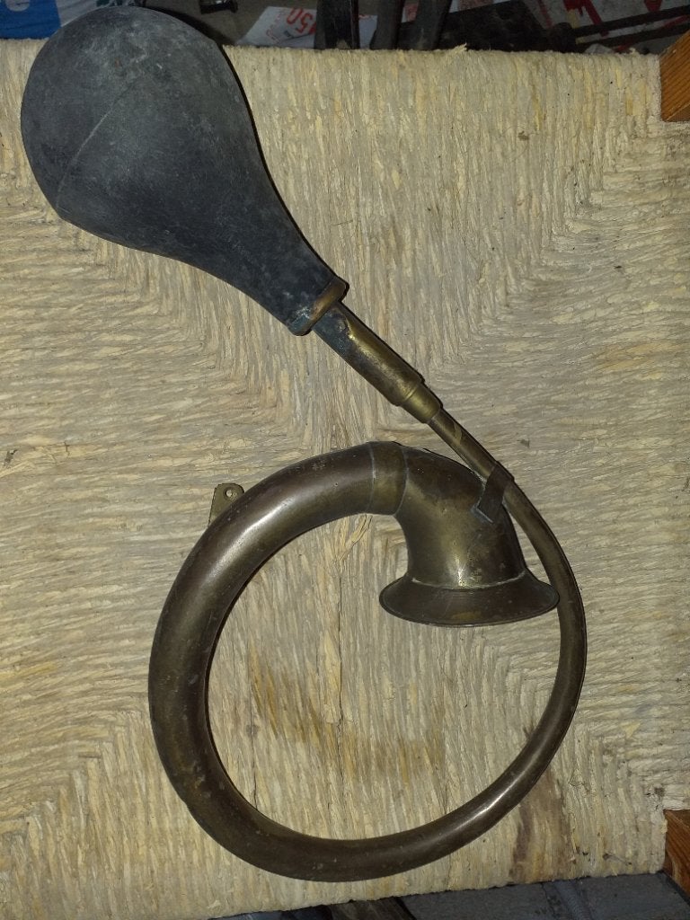 Ancien klaxon en cuivre pour automobile, Ophalen