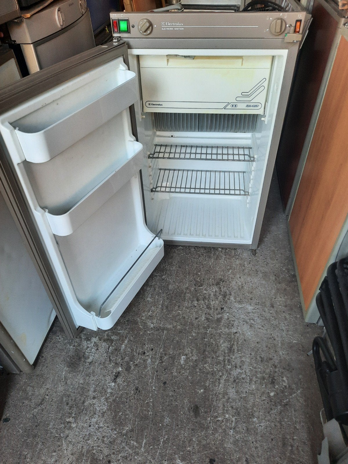 Electrolux RM-4261 camper caravan koelkast frigo op gas 12v, Caravans en Kamperen, Ophalen, Gebruikt