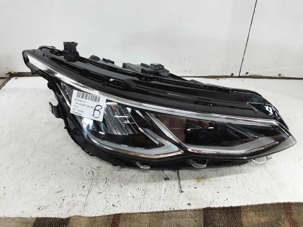 KOPLAMP RECHTS Volkswagen Golf VII (AUA) (5H1941006), Gebruikt, Volkswagen, Mevr. I. Hauben, Rue de l'Espoir 34 34
4030  GRIVEGNÉE, BE