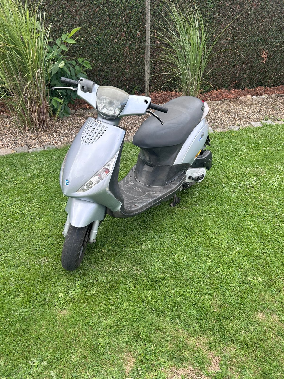 Piaggio Zip 4T A-klasse – 3.000 km – Eerste eigenaar, Fietsen en Brommers, Ophalen, Zo goed als nieuw