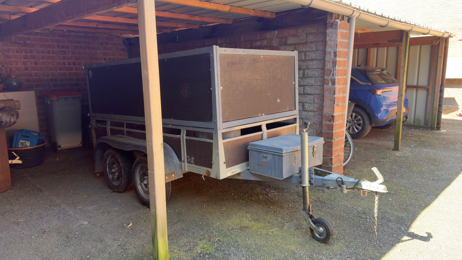 Dubbelasser aanhangwagen ongeremd 750, Ophalen, Zo goed als nieuw