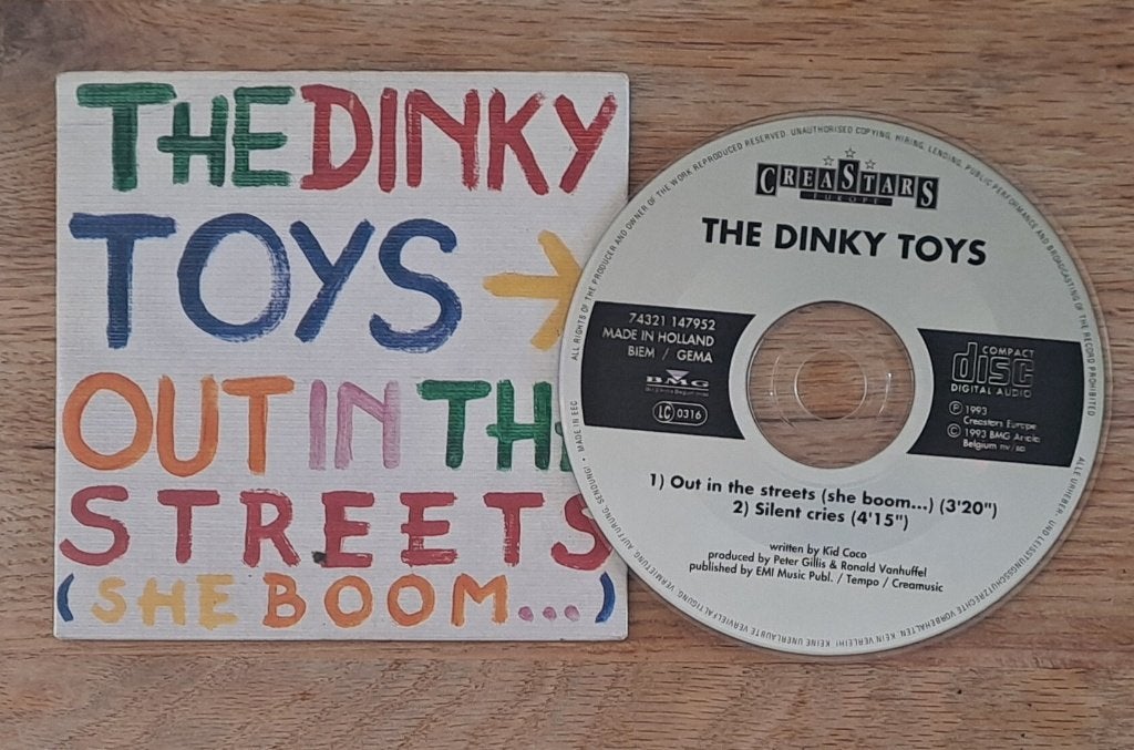 The Dinky Toys - Out In The Streets (she boom...), Gebruikt, Eerste persing, Ophalen of Verzenden, Pop