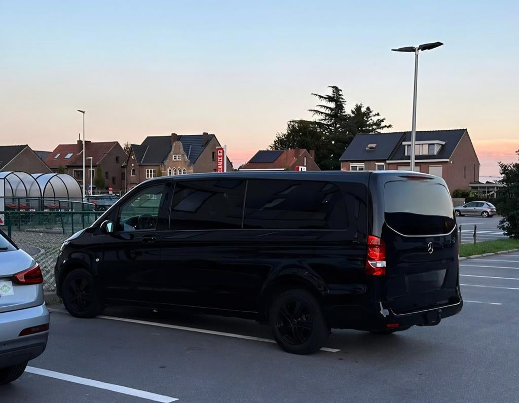 Mercedes vito automaat 116cdi 2200cc 9zit, Auto's, Automaat, 4 deurs, 4 cilinders, Zwart