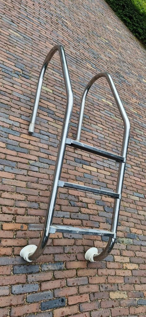 zwembadtrap RVS 3 treden, Tuin en Terras, Ophalen, Gebruikt, Ladder
