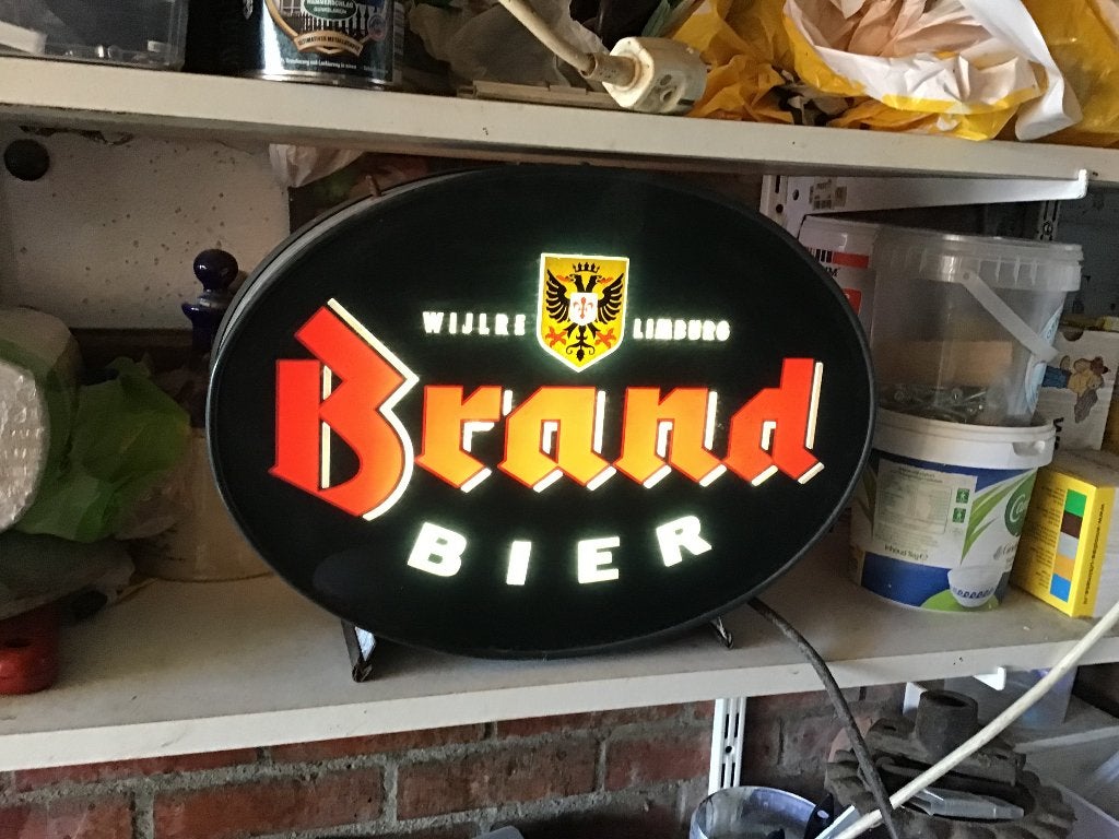 Reclame lichtbak, Enlèvement
