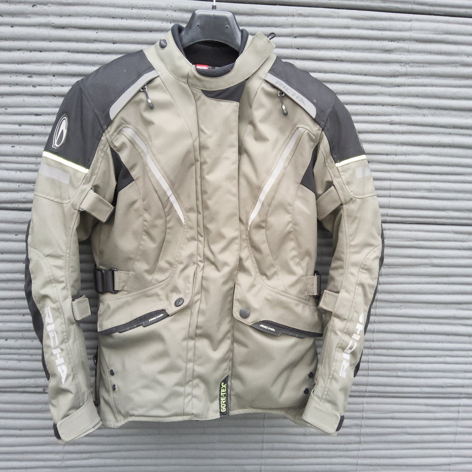 Richa
Cyclone dames Gore-Tex motorjas - maat Medium, Motos, Vêtements | Vêtements de moto, Enlèvement