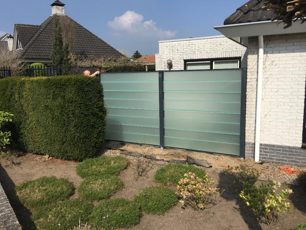 schutting van glas, vanaf €. 249,-/st, Tuin en Terras, Schuttingen, 1 tot 2 meter, 6 meter of meer, Ophalen of Verzenden, Nieuw