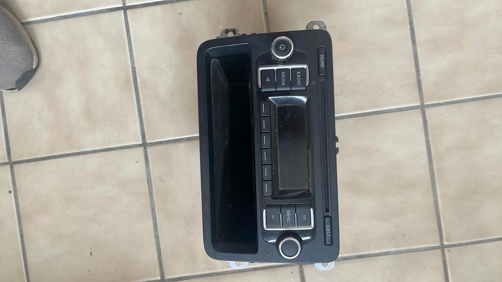 Radio cd voor Volswagen, Telecommunicatie, Portofoons en Walkie-talkies, Ophalen, Gebruikt