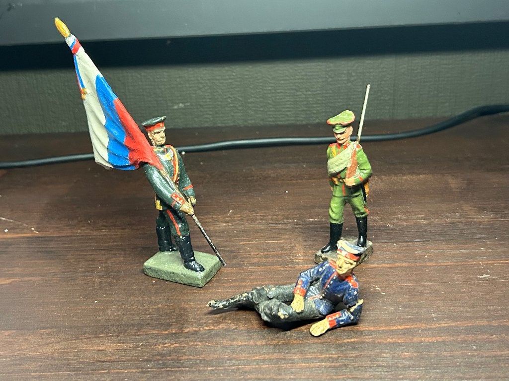 Beaux jouets anciens - Lineol - figurines de masse - soldats, Envoi