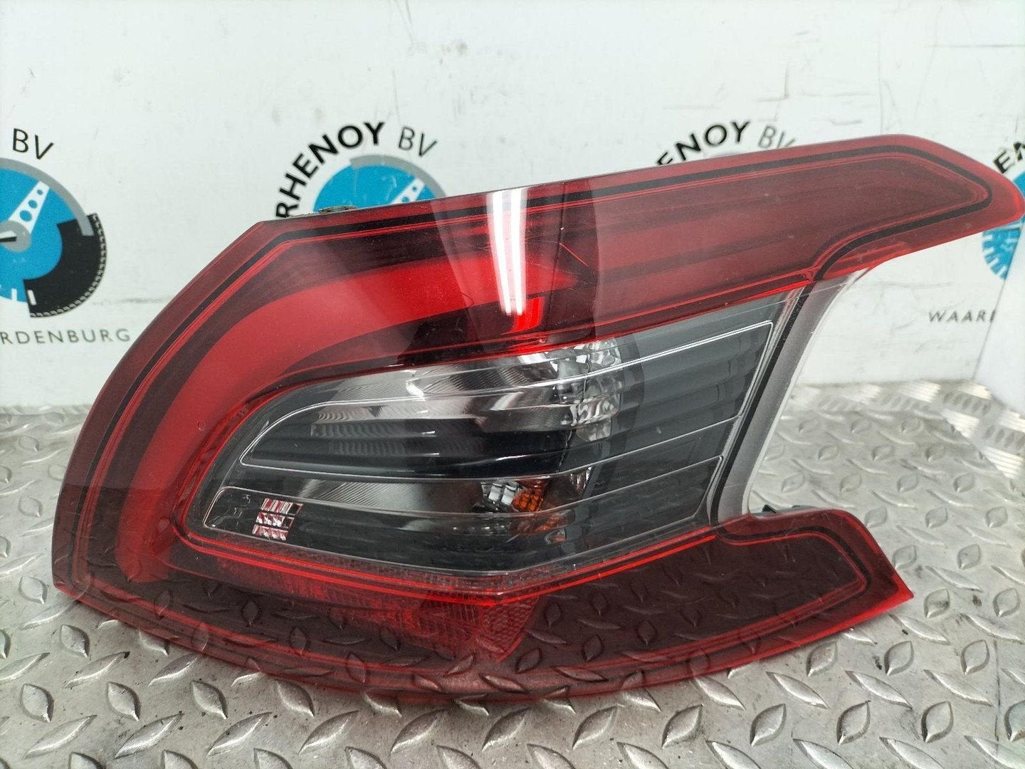 PEUGEOT 308 GT LINE ACHTERLICHT R 9823728580 2020, Auto-onderdelen, Ophalen of Verzenden, Gebruikt, ARN erkend
