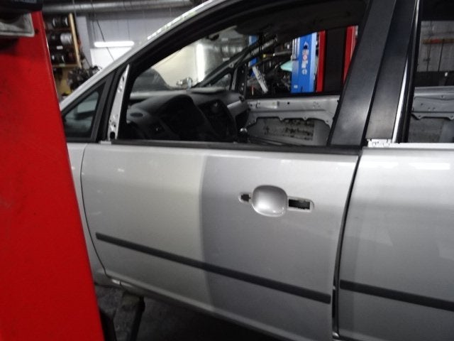 PORTIER LINKS VOOR Ford Focus C-Max (01-2003/03-2007), Gebruikt, Deur, Ford, Rue de l'Espoir 34 34
4030  GRIVEGNÉE, BE