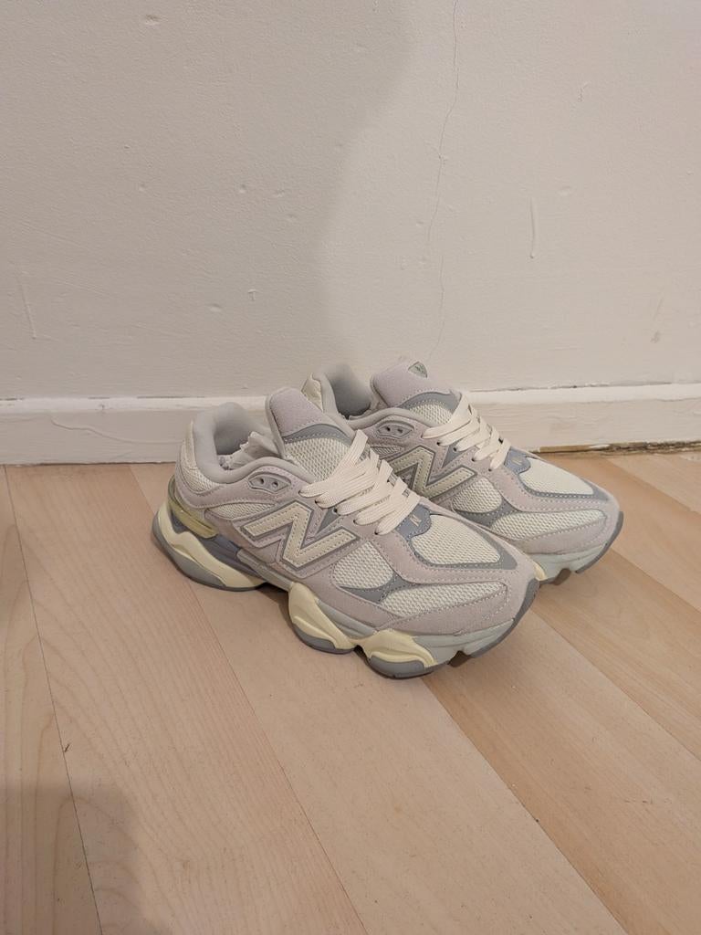 New balance 9060, Neuf, Beige, Sneakers et Baskets, New Balance