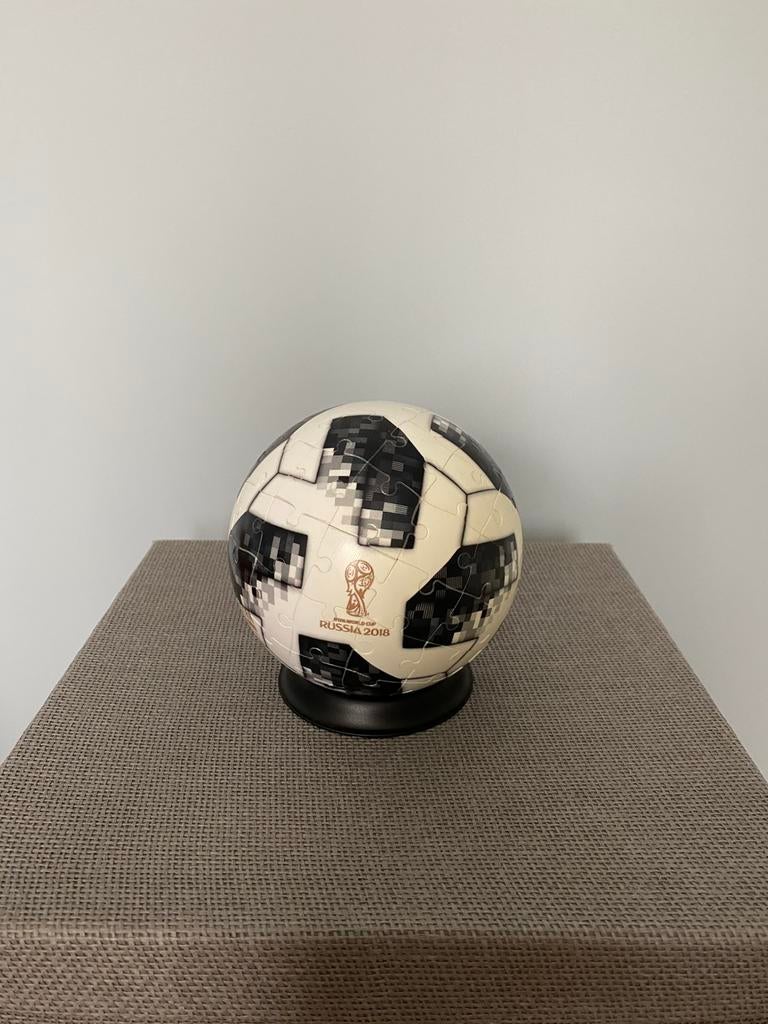 3D-puzzel van het WK voetbal 2018, Ophalen, Zo goed als nieuw