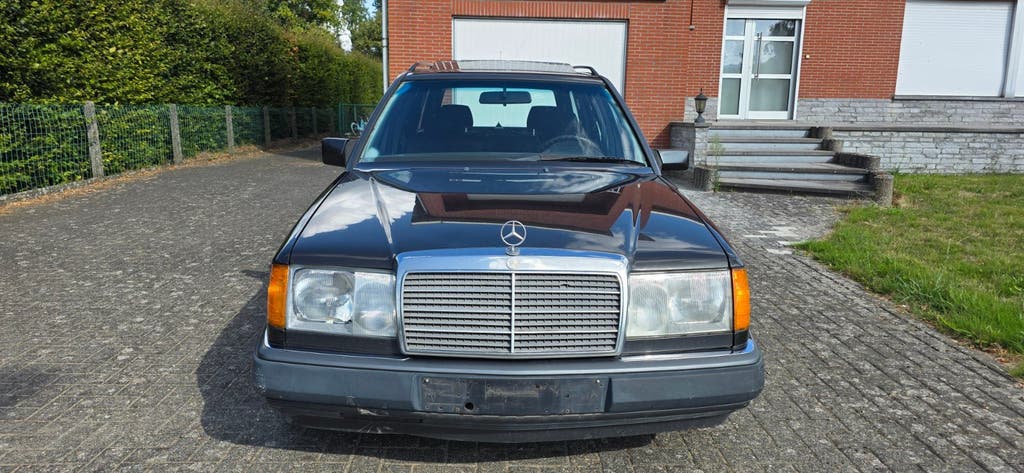 Mercedes 250TD Oldtimer 1992 met 295.000km, foto 2