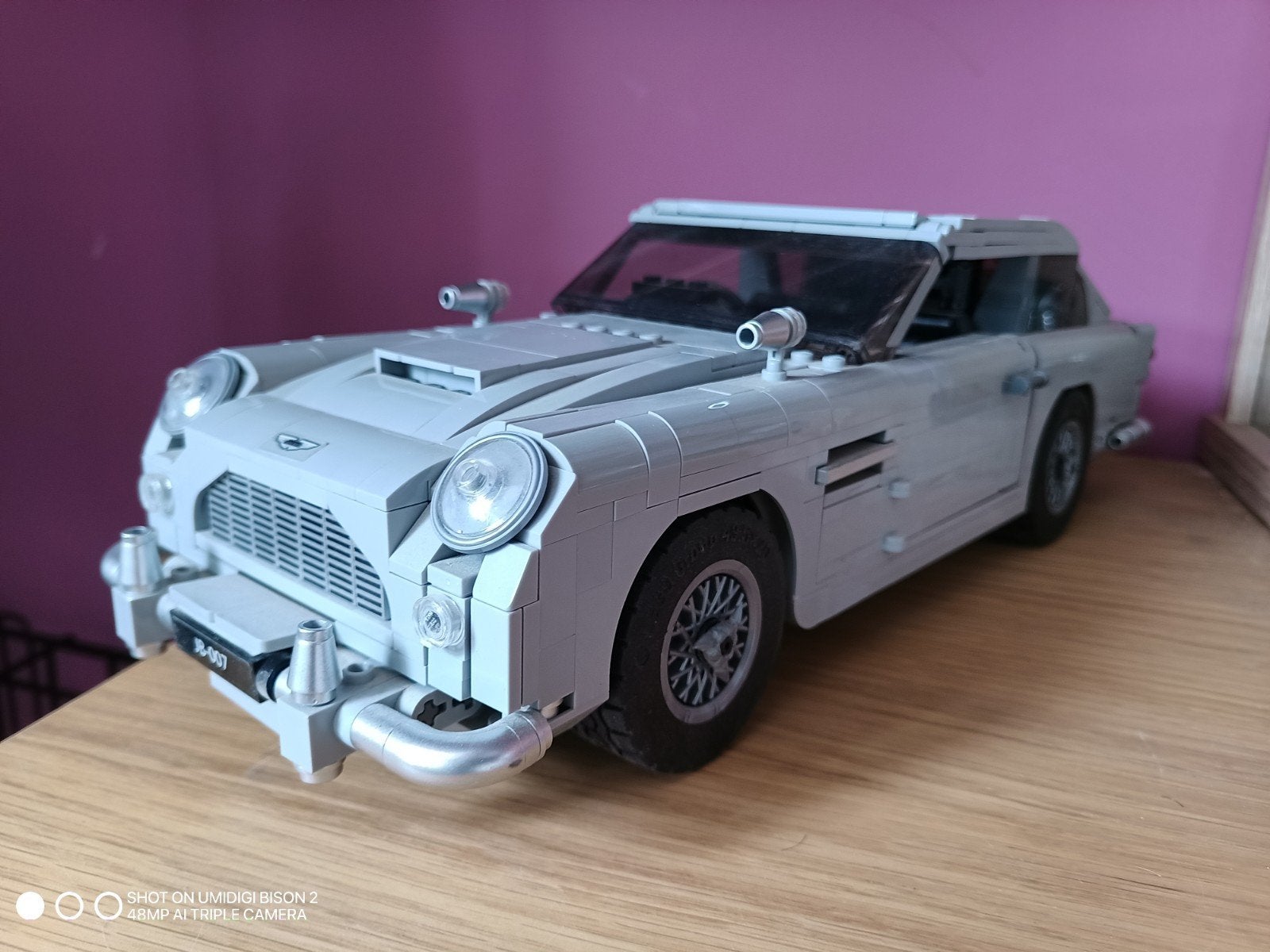 Lego 10262 aston martin, Lego, Ensemble complet, Comme neuf, Enlèvement