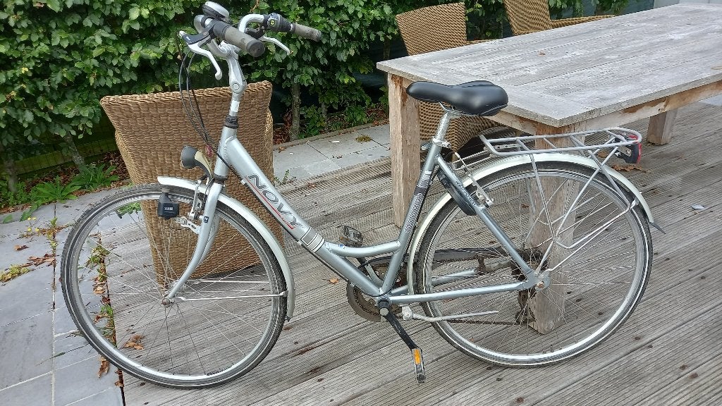 kwalitatieve damesfiets NOVY maat 50, Fietsen en Brommers, Ophalen, Gebruikt, Velgrem, Versnellingen
