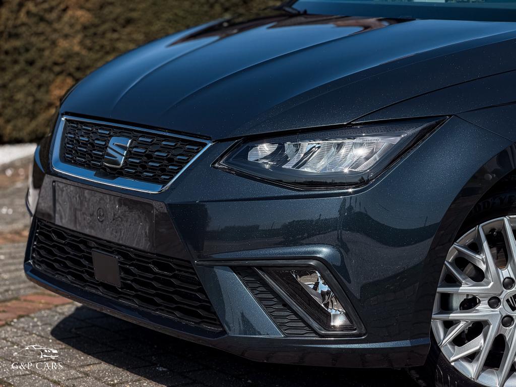 SEAT Ibiza Xcellence/DSG/NAVI/ACC/caméra/Carplay/chauffage, 121 g/km, Argent ou Gris, Achat, Entreprise