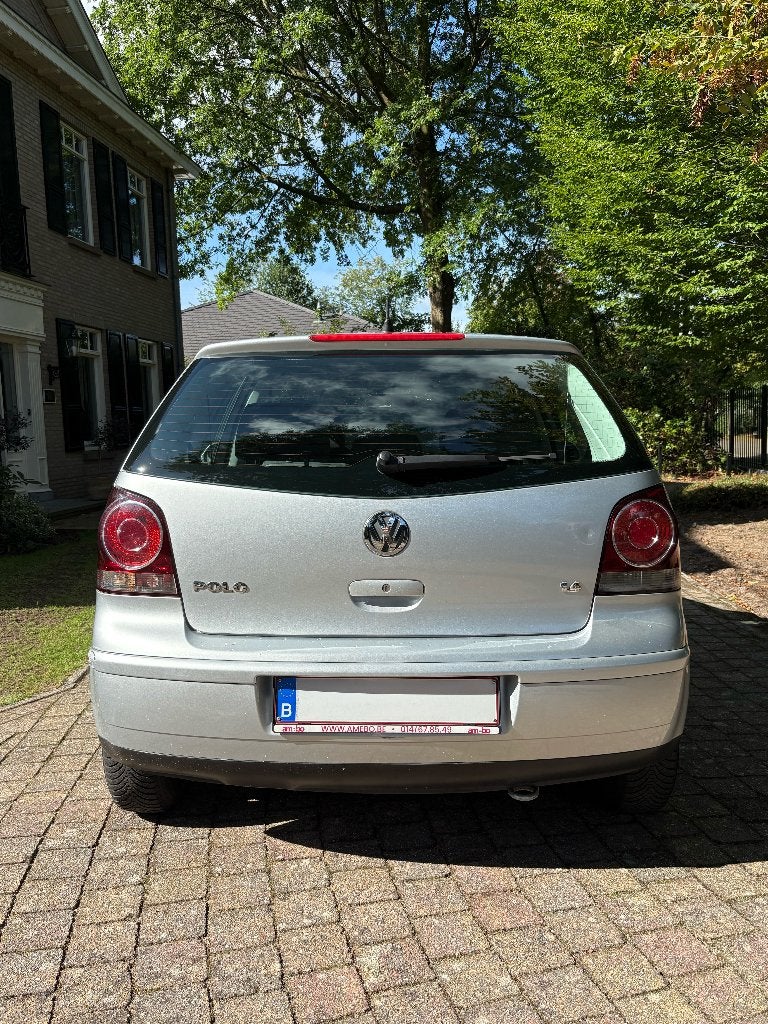 VOLKSWAGEN POLO Trendline, cruise control, stoelverw., Argent ou Gris, Achat, Boîte manuelle, 152 g/km