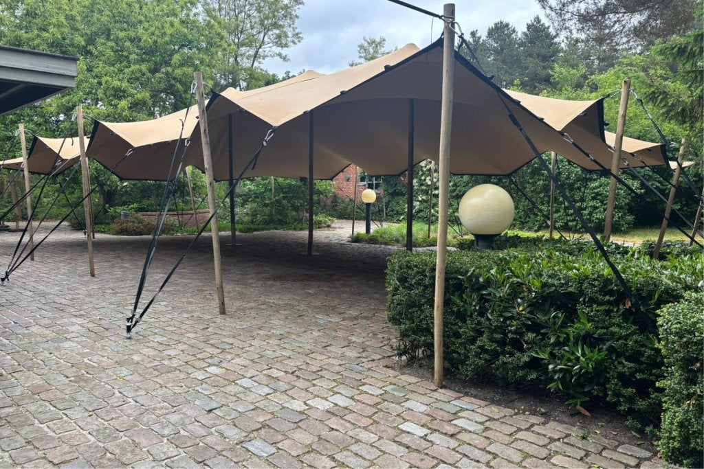 Triflexx 10x12,5m avec boucles sable/Crème(Above & Beyond), Neuf, Enlèvement ou Envoi, Pliable, 6 mètres ou plus