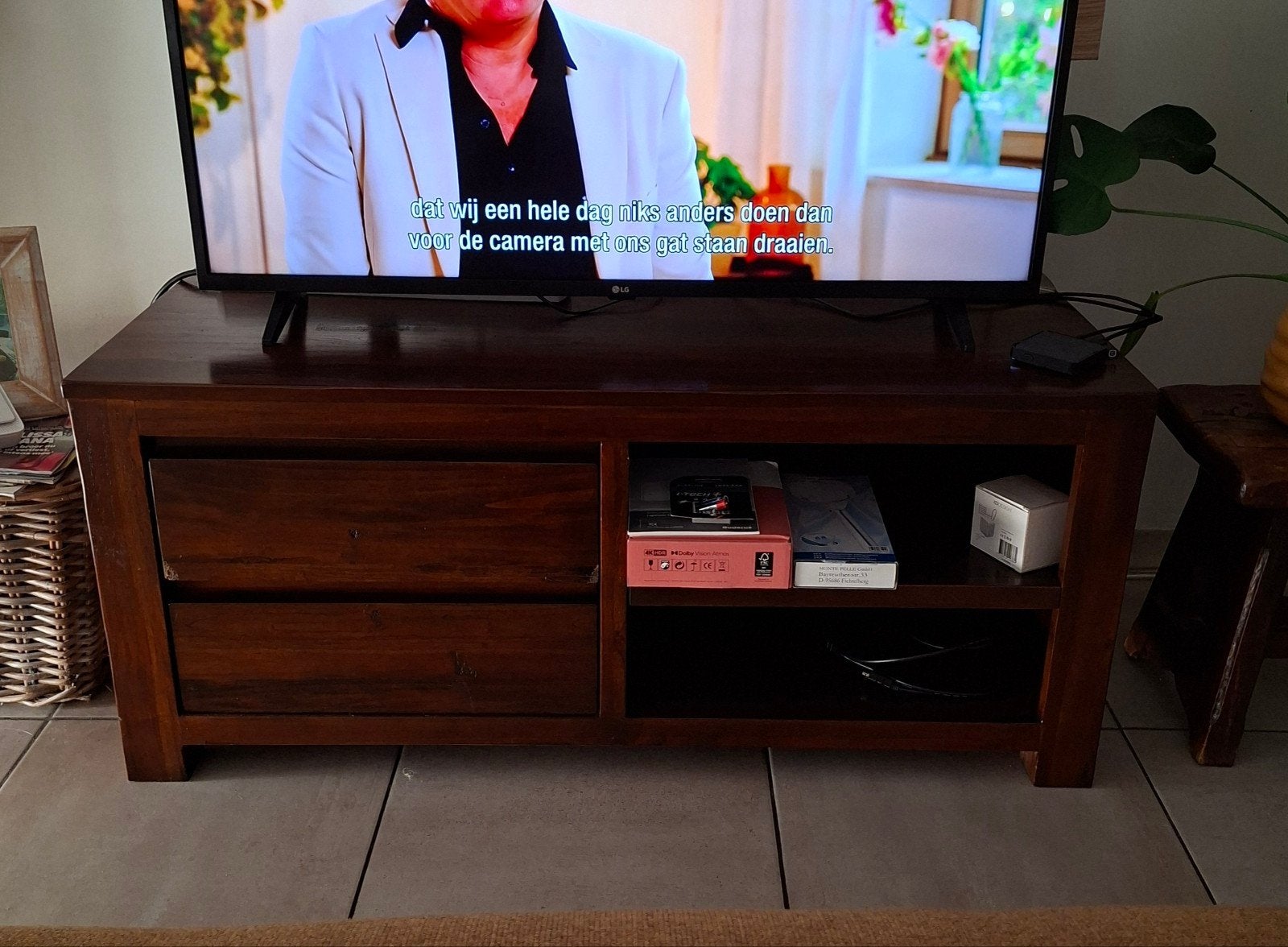 TV kastje, Huis en Inrichting, Ophalen