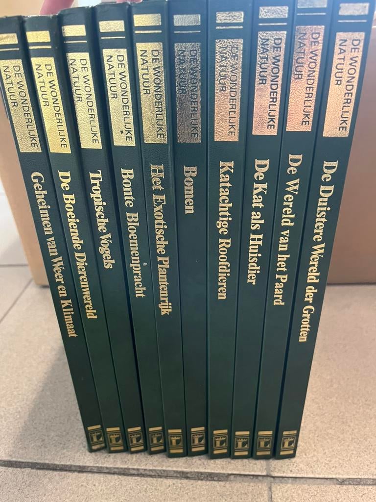 Encyclopedie de wonderlijke natuur, Boeken, Ophalen, Zo goed als nieuw