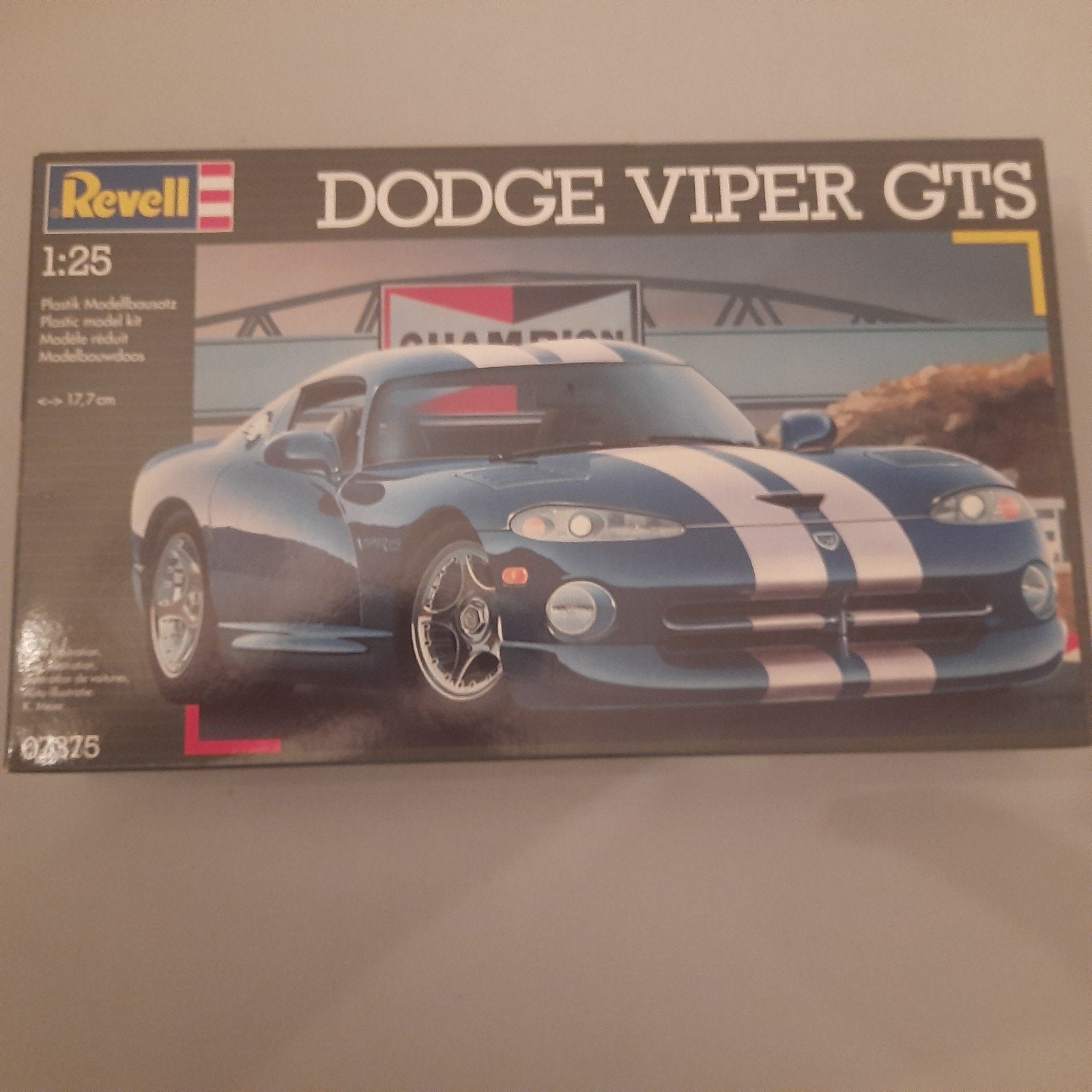 KIT MODÈLE REVELL 1:25 * DODGE VIPER GTS * SCELLÉ et NEUF *, Hobby & Loisirs créatifs, Modélisme | Voitures & Véhicules, Neuf