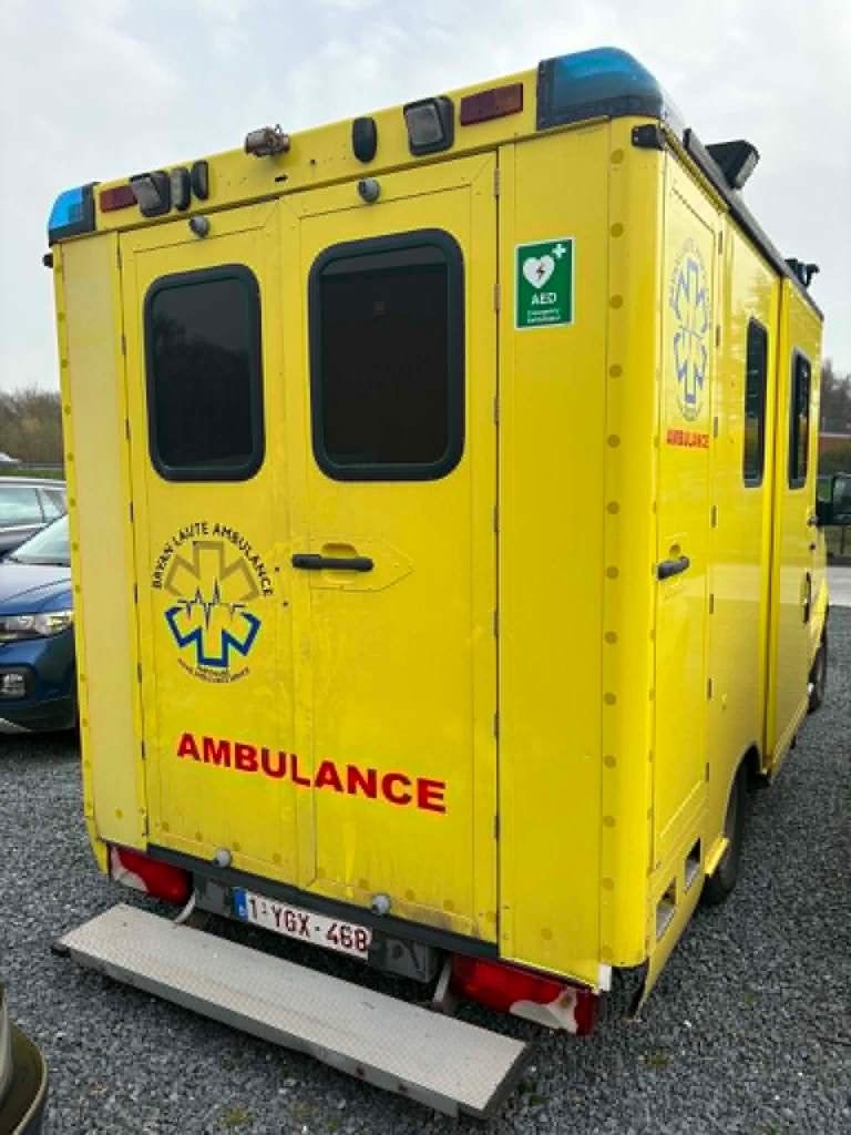 ambulance mercedes sprinter, Autos, Mercedes-Benz, Particulier, Sprinter Combi, Diesel, Autre carrosserie, 5 portes, Automatique