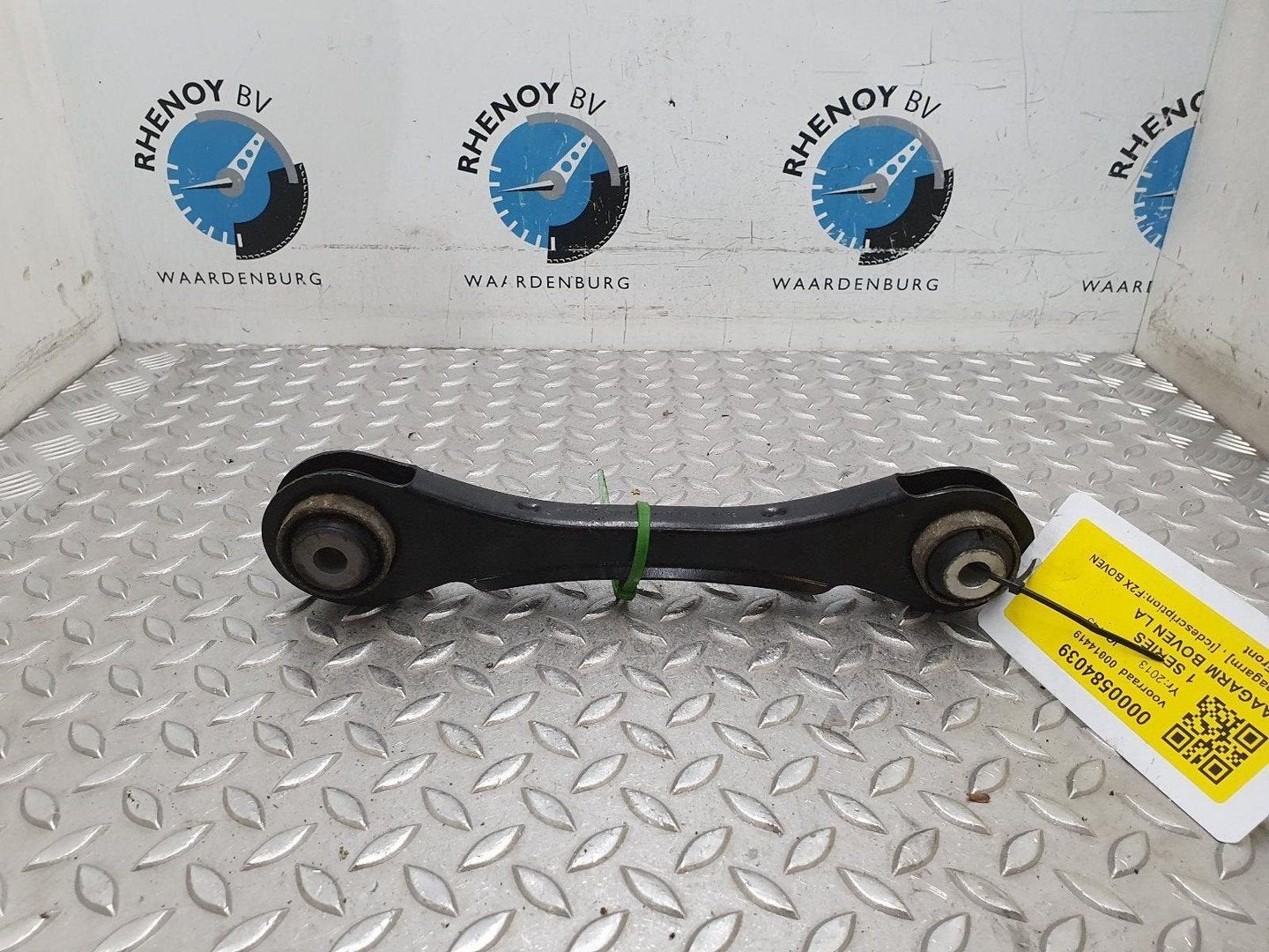 BMW 1 SERIES 116d EDE DRAAGARM BOVEN LA 2013, Ophalen of Verzenden, Gebruikt, ARN erkend