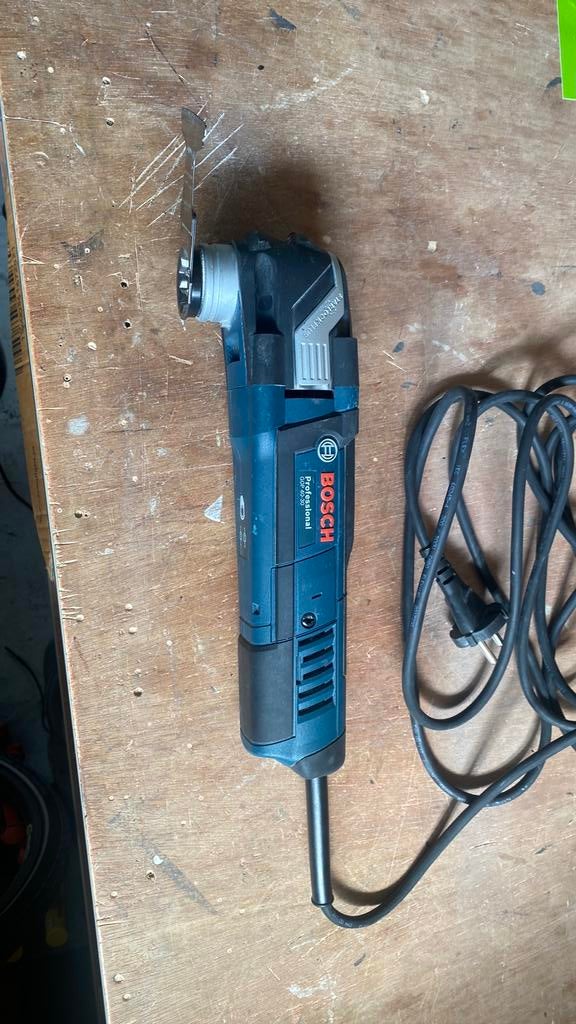 Bosch Pro GOP 40-30 Multitool, Enlèvement, Comme neuf, Moins de 700 watts, Autres types