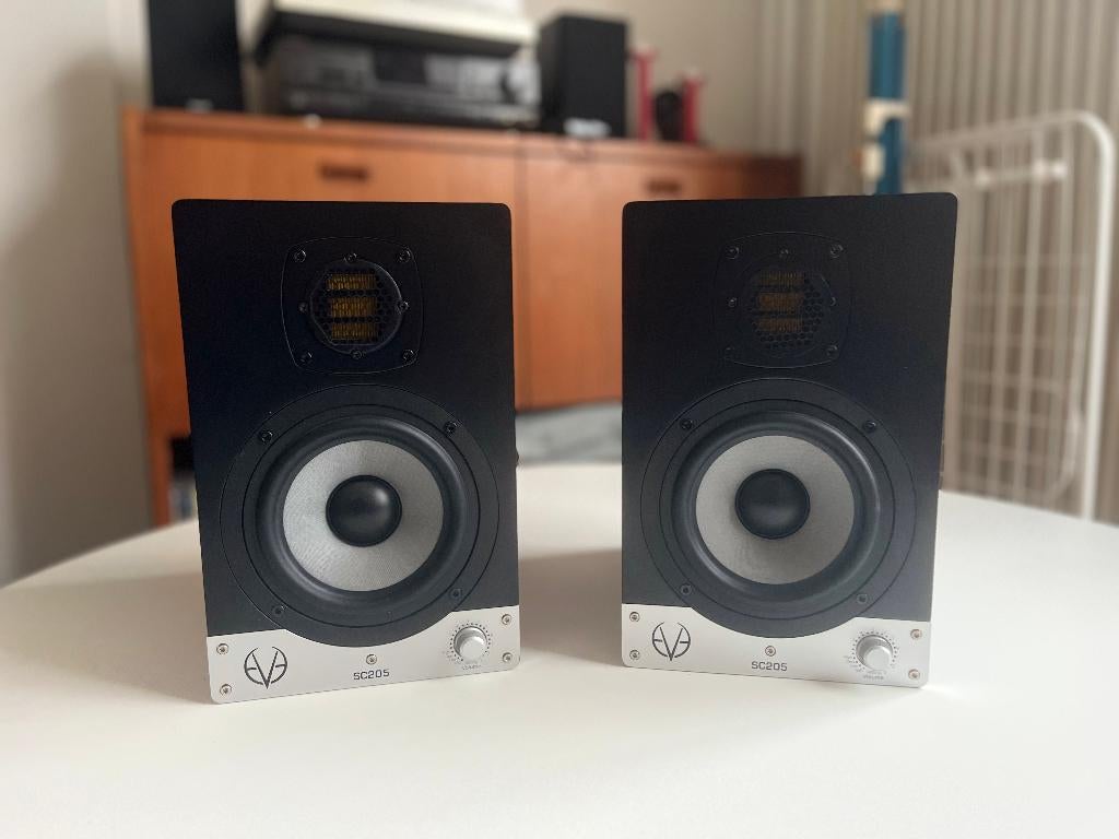 EVE Audio SC205, Enlèvement ou Envoi
