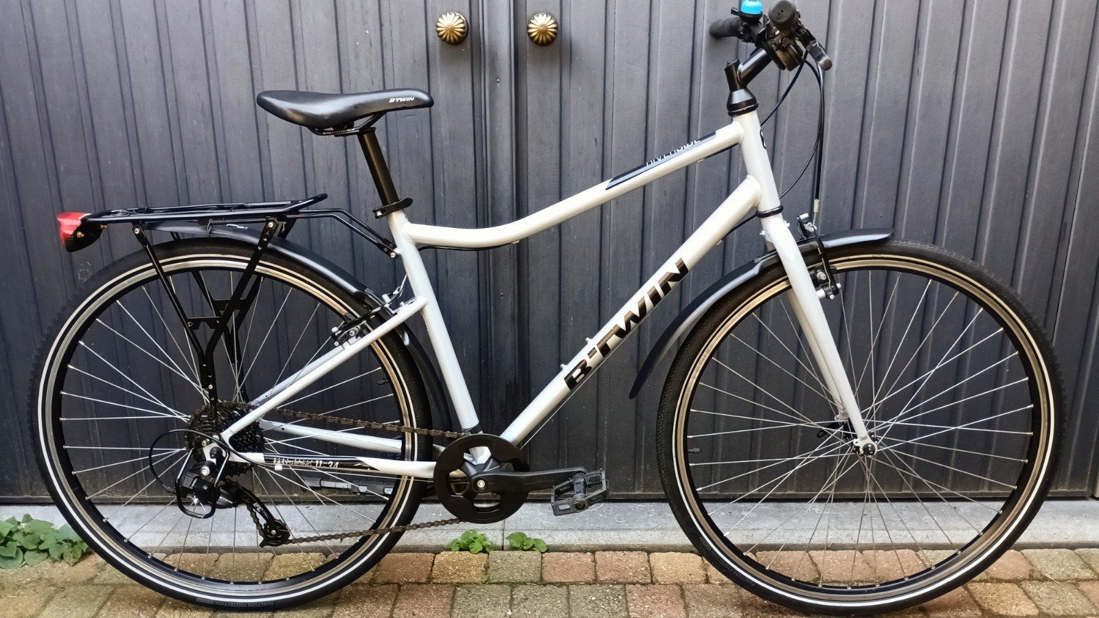 Btwin en parfait état, cadre en aluminium léger, 26 pouces ou plus, Comme neuf, Enlèvement, Vitesses