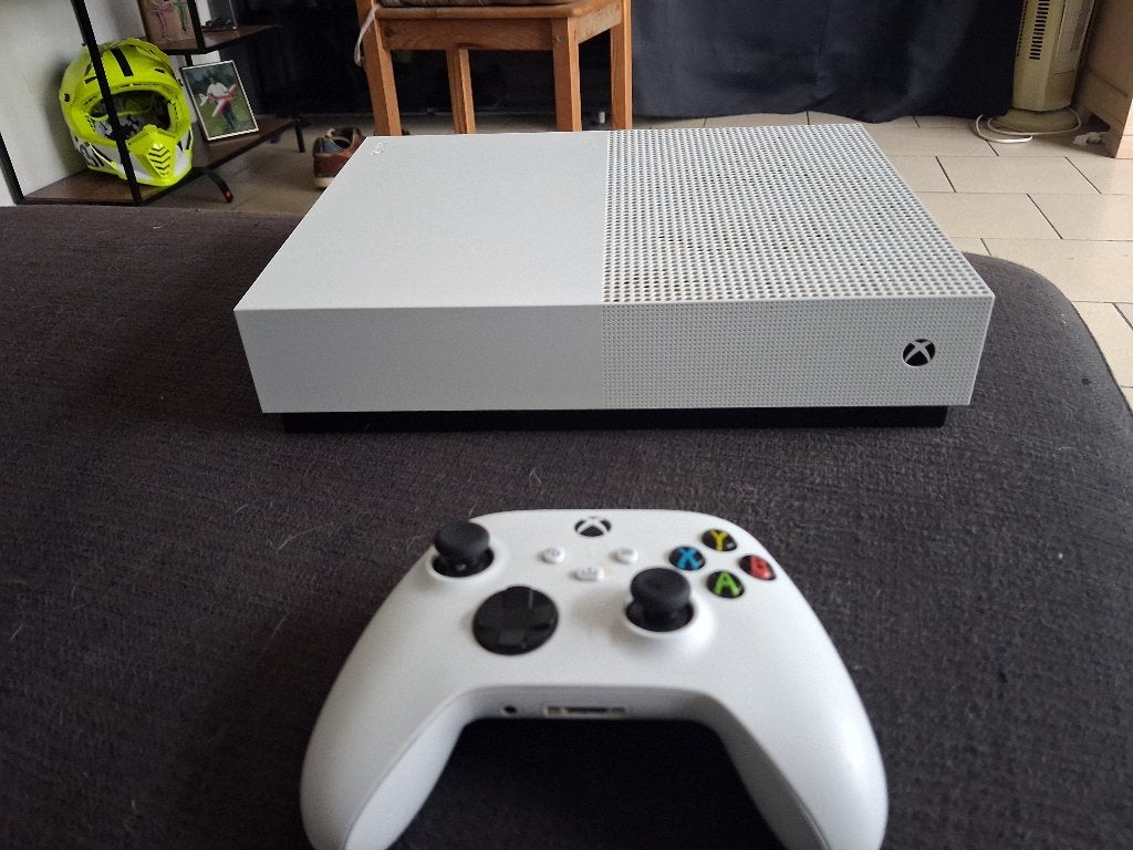 X box one s digital 1 tb, Games en Spelcomputers, Spelcomputers | Xbox One, Xbox One S, Ophalen of Verzenden, Zo goed als nieuw