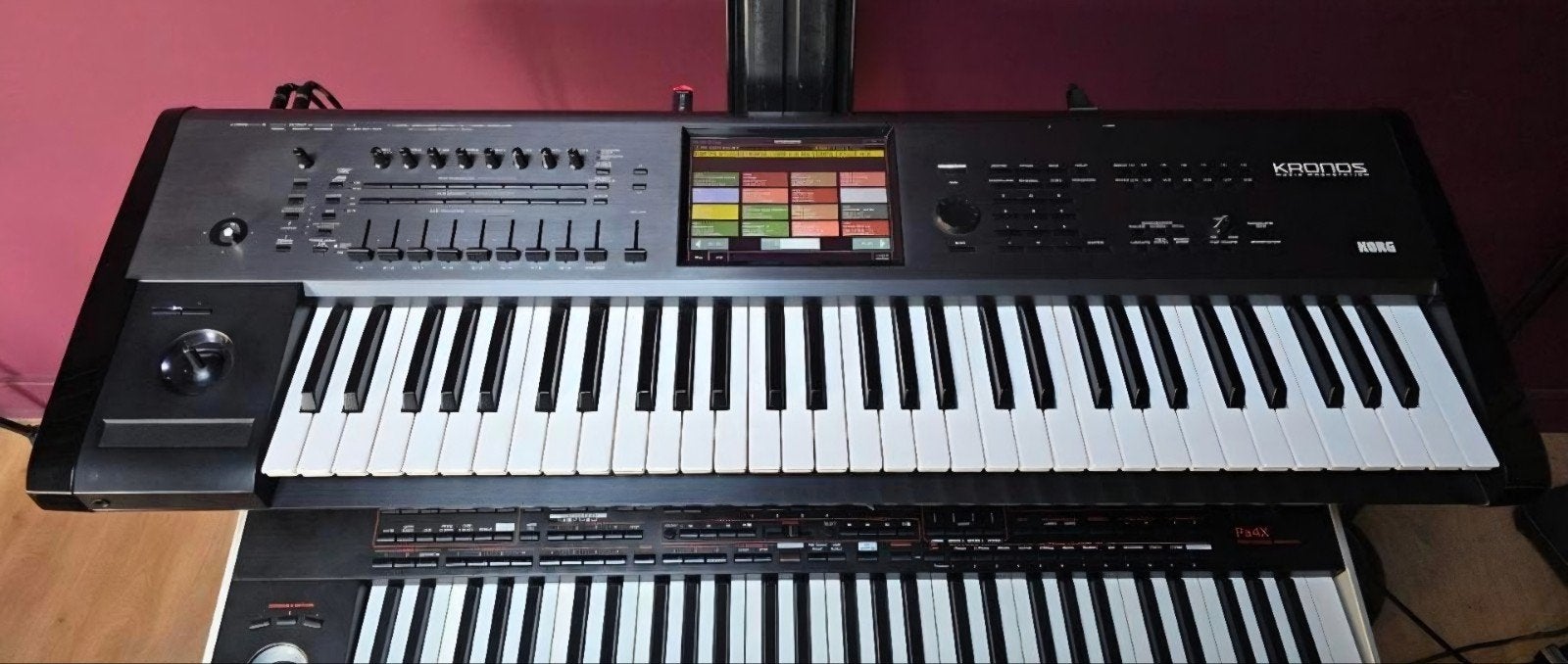 Korg Kronos 1 61 toetsen, Muziek en Instrumenten, Ophalen, Gebruikt, 61 toetsen, Korg