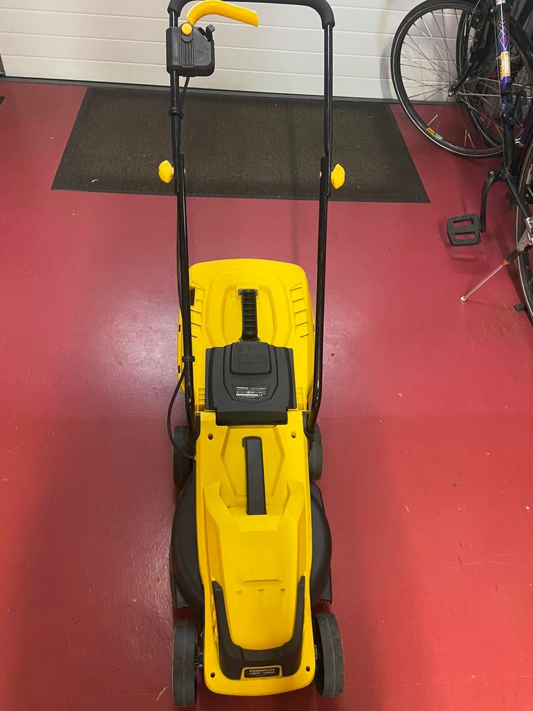 Tondeuse à gazon PowerPlus 1300 W, largeur de coupe 320 mm, Tondeuse rotative, Comme neuf, 30 à 39 cm, Enlèvement