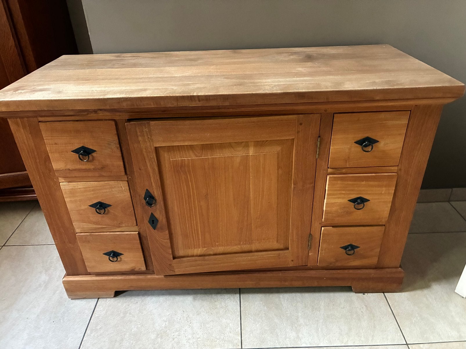 Teak massief - lage kast - TV MEUBEL, Huis en Inrichting, Ophalen, Zo goed als nieuw