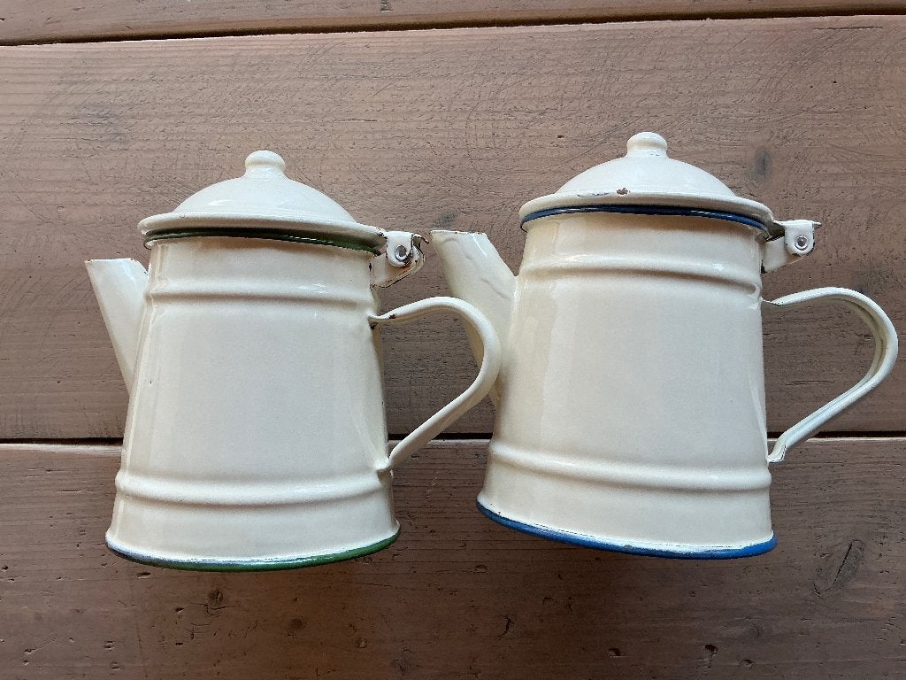 Emaille koffiekan 2 x, Antiek en Kunst, Ophalen