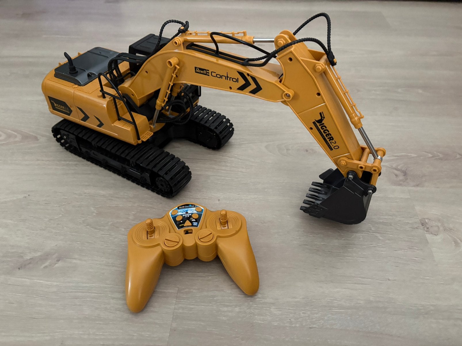 Digger 2.0 telegeleide kraan, Ophalen, Zo goed als nieuw