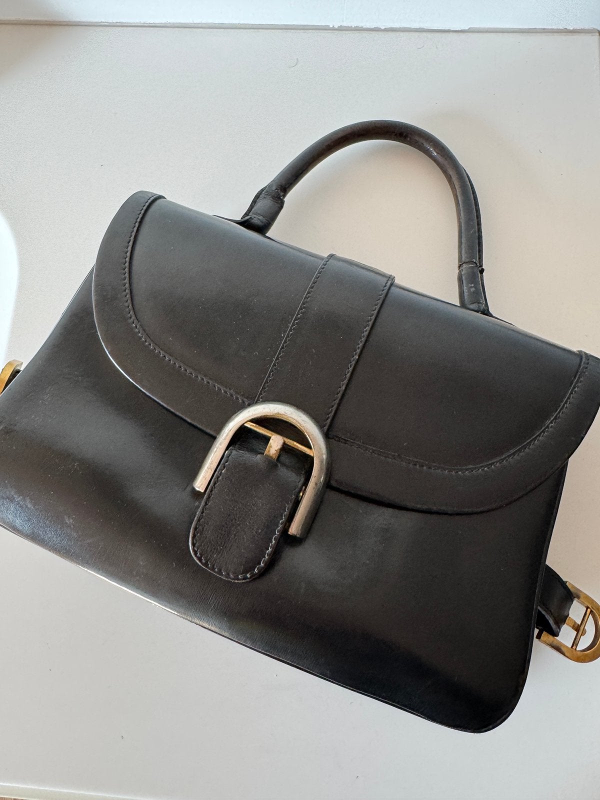 Sac à main Delvaux - cuir noir, Bijoux, Sacs & Beauté, Enlèvement ou Envoi, Comme neuf, Noir, Sac à main