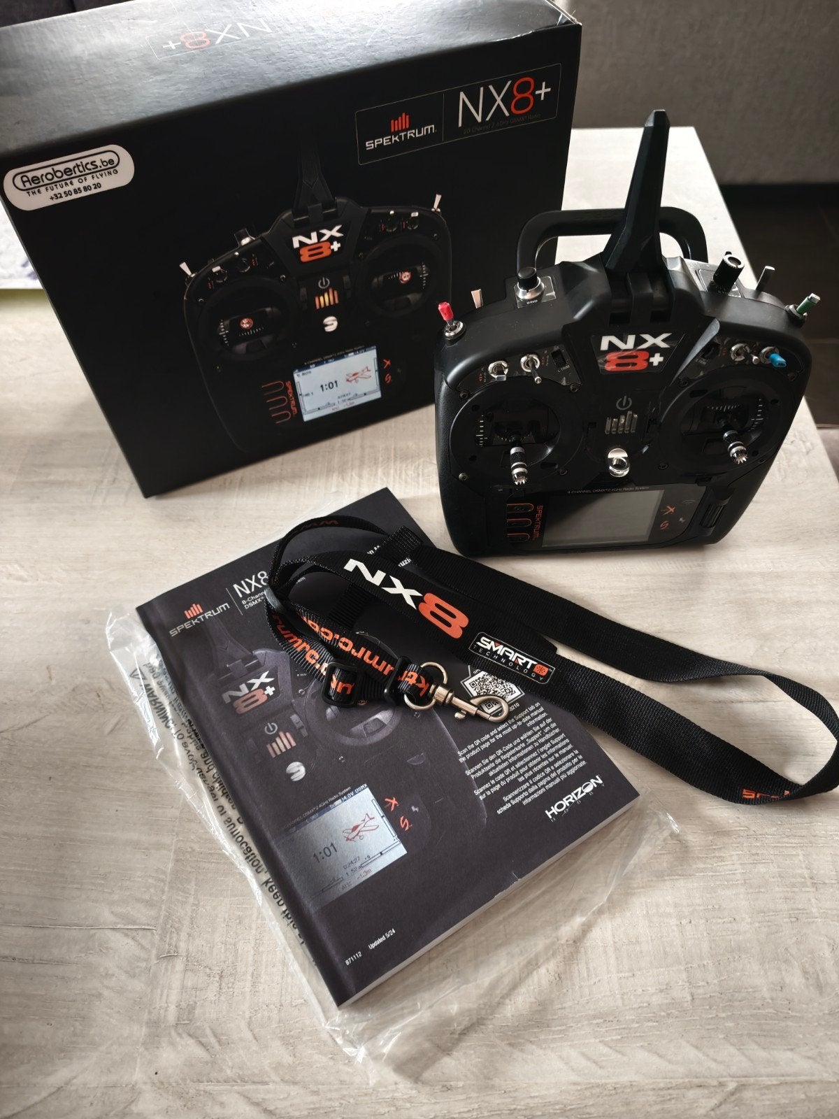 spektrum nx8+ 20 kanalen zender lees adv, Ophalen