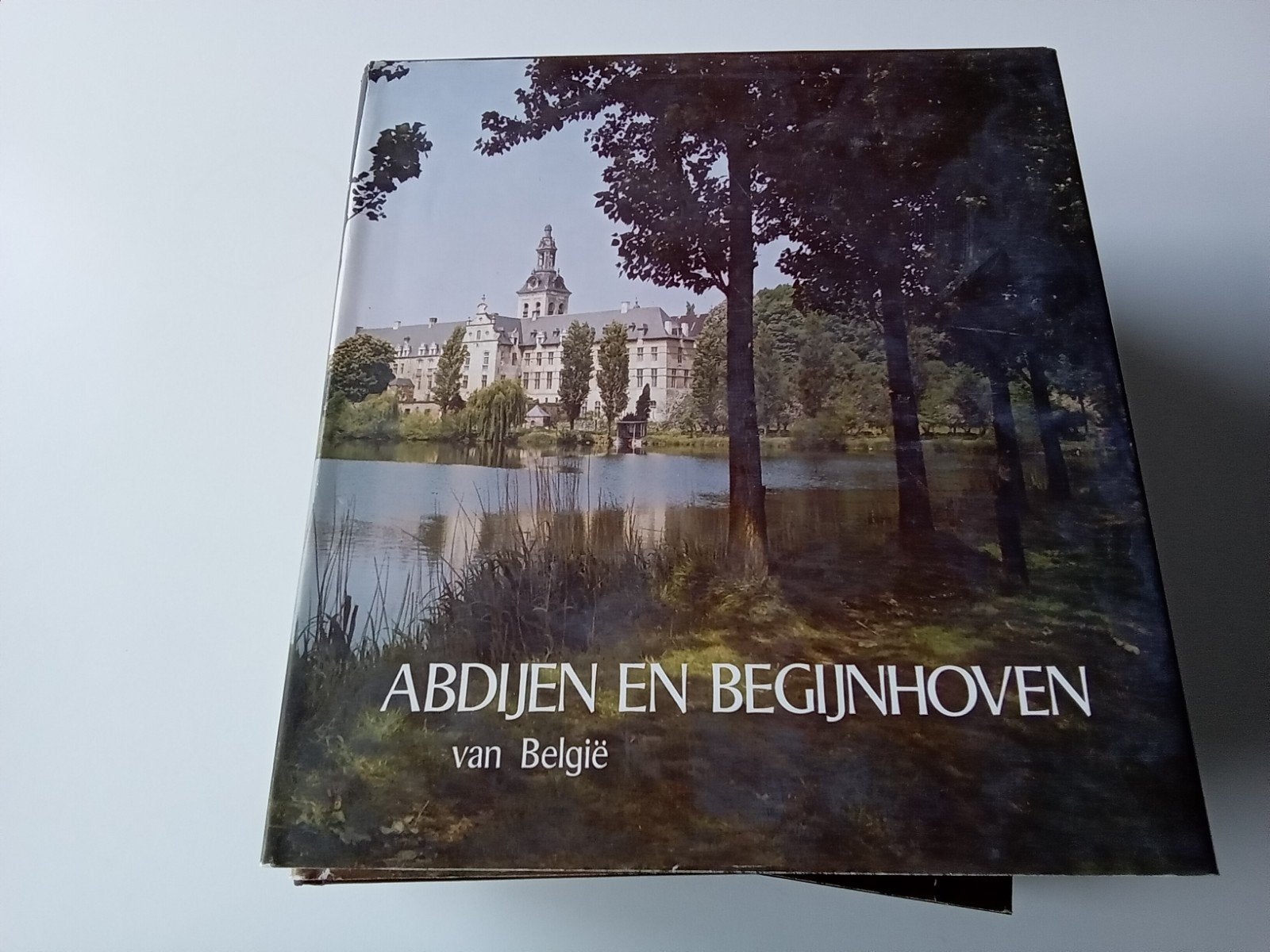 abdijen en begijnhof van België  5 delen, Livres, Livres d'images & Albums d'images, Enlèvement